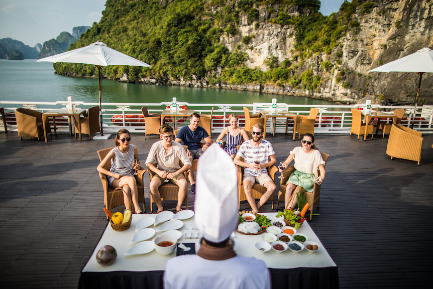 luxury cruise halong bay