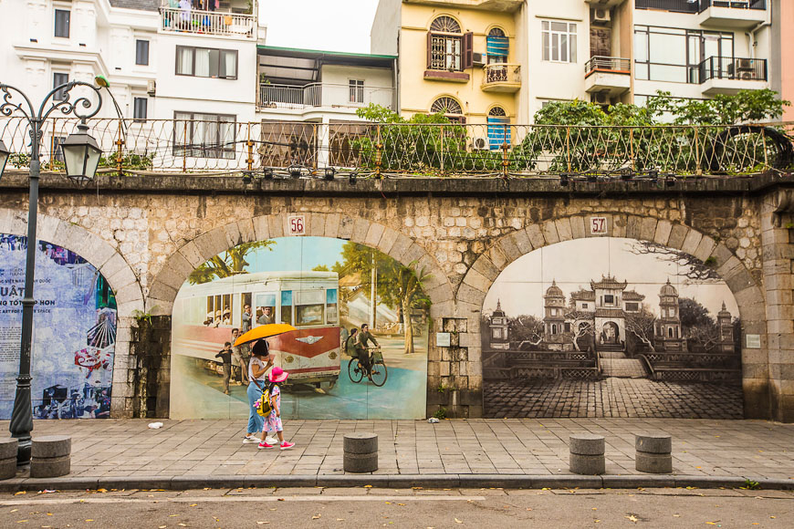 paintings on Phung Hung street